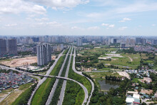 Giá nhà ngoại thành Hà Nội sắp 'bắt kịp' khu vực trung tâm nhờ điểm sáng hạ tầng
