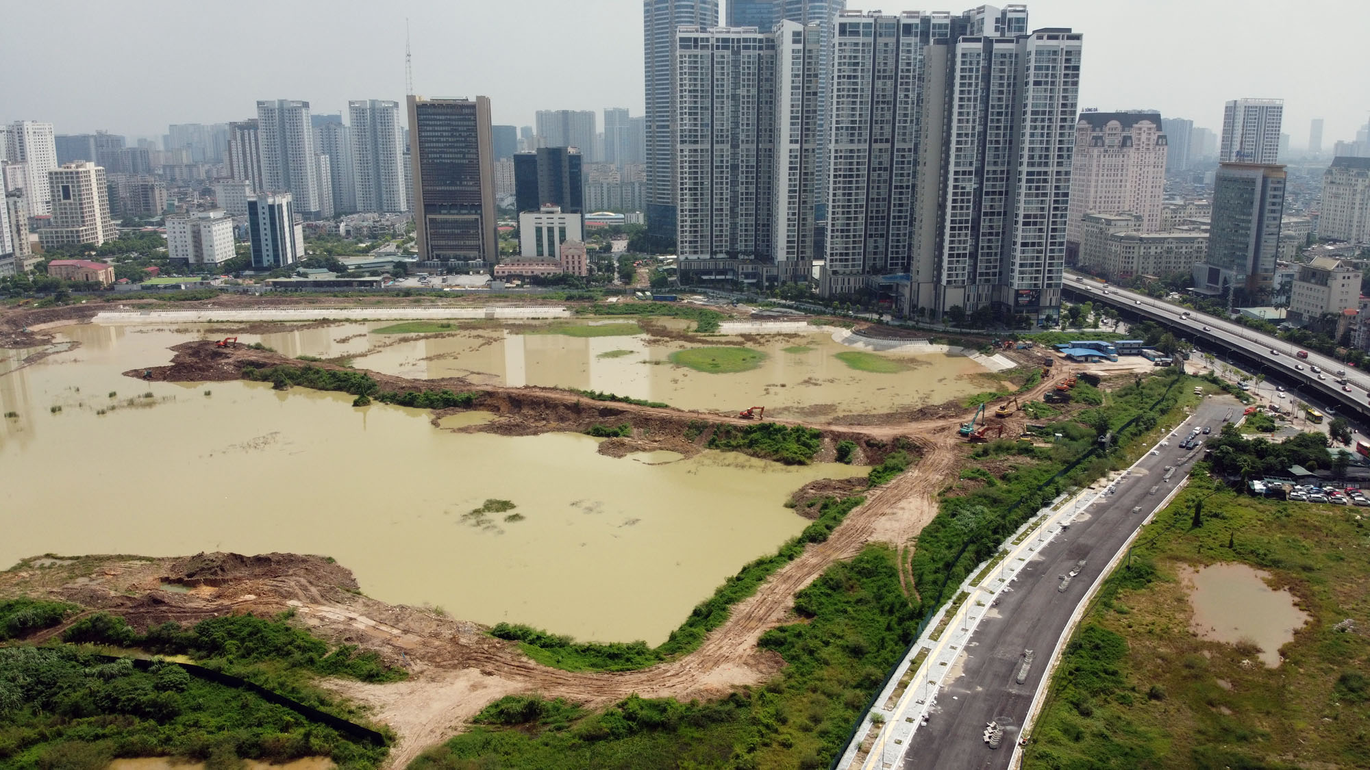 Trụ sở mới Đại sứ quán Mỹ: Nằm giữa 'Thung lũng Silicon' của Hà Nội, sẽ có tuyến metro chạy qua - Ảnh 5. Trụ sở mới Đại sứ quán Mỹ: Nằm giữa 'Thung lũng Silicon' của Hà Nội, sẽ có tuyến metro chạy qua - Ảnh 5.