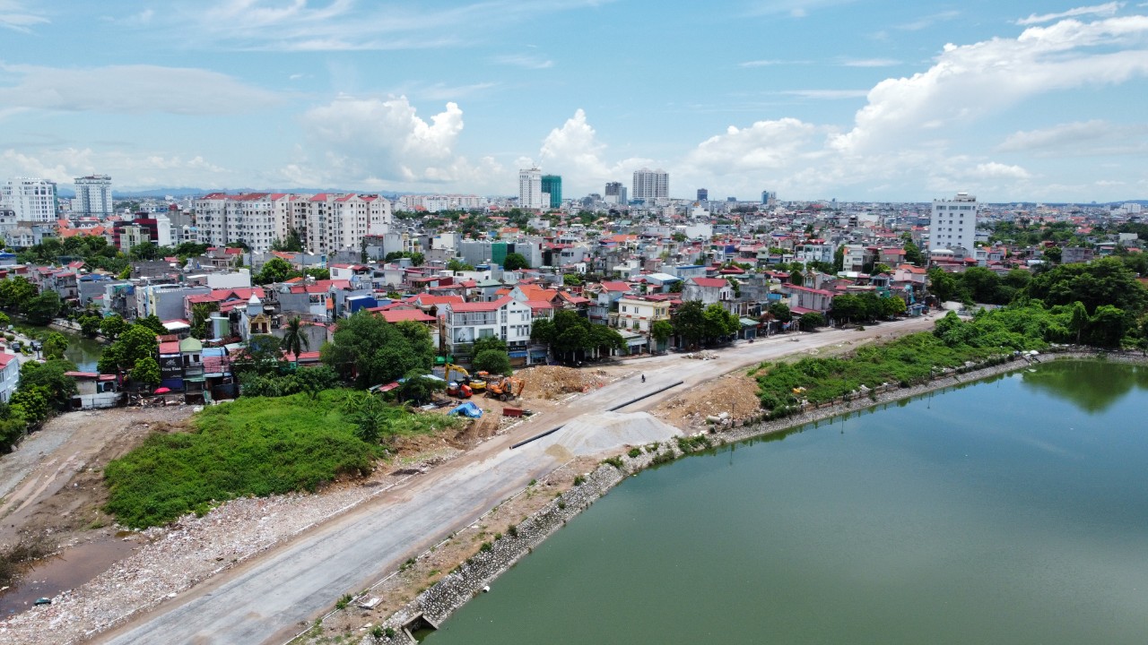 Hải Phòng: Tuyến đường Đông Khê 2 - giai đoạn 1 hơn 1.300 tỷ đồng sẽ hoàn thành trong năm nay - Ảnh 1. Hải Phòng: Tuyến đường Đông Khê 2 - giai đoạn 1 hơn 1.300 tỷ đồng sẽ hoàn thành trong năm nay - Ảnh 1.