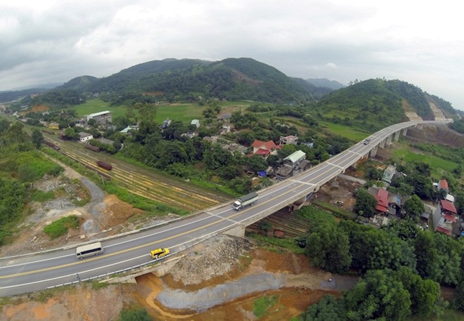 Sớm giải phóng 146,6 km đường nối cao tốc Nội Bài - Lào Cai đi Lai Châu - Ảnh 1.