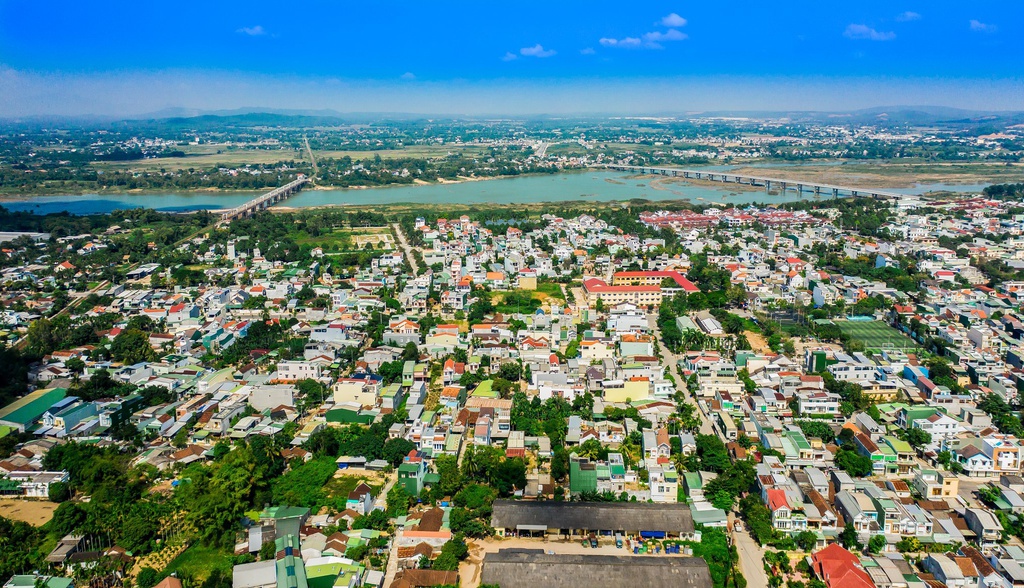 TP Quảng Ngãi thống nhất hệ số điều chỉnh giá đất để đấu giá 52 lô đất, cao nhất 14,02 - Ảnh 1. TP Quảng Ngãi thống nhất hệ số điều chỉnh giá đất để đấu giá 52 lô đất, cao nhất 14,02 - Ảnh 1.