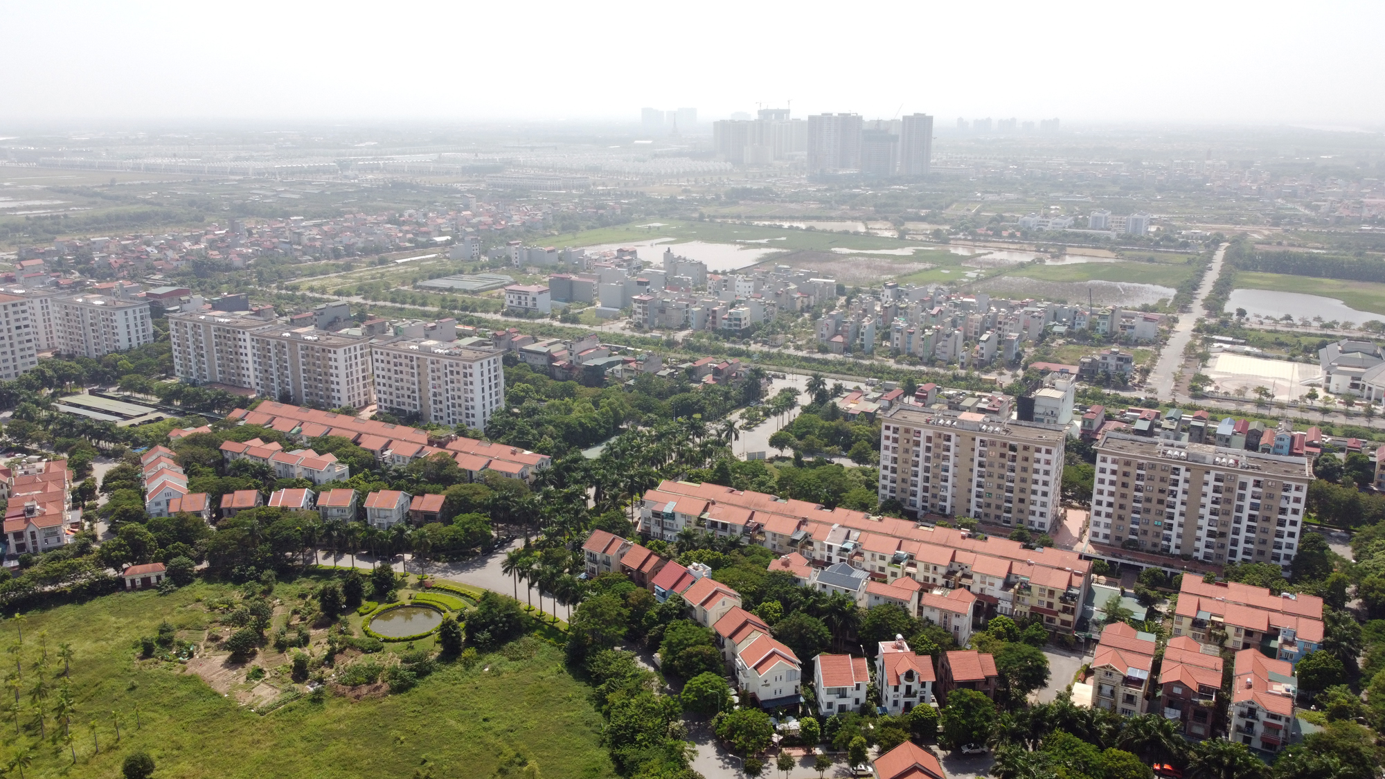 Cư dân Thanh Hà - Cienco 5 'khát' trường học, đất để xây trường hơn chục năm vẫn bỏ hoang - Ảnh 5. Cư dân Thanh Hà - Cienco 5 'khát' trường học, đất để xây trường hơn chục năm vẫn bỏ hoang - Ảnh 5.