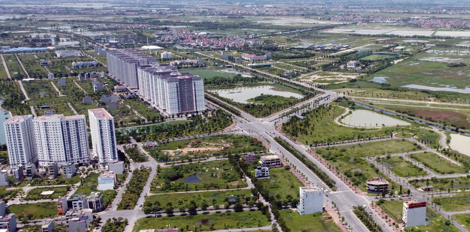 Cư dân Thanh Hà - Cienco 5 'khát' trường học, đất để xây trường hơn chục năm vẫn bỏ hoang - Ảnh 1. Cư dân Thanh Hà - Cienco 5 'khát' trường học, đất để xây trường hơn chục năm vẫn bỏ hoang - Ảnh 1.