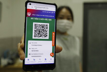 TP HCM, Bình Dương, Đồng Nai, Hải Phòng dự tính nới lỏng hoạt động cho người đã tiêm vắc xin