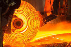 Giá thép xây dựng hôm nay 15/9: Giá thép thanh tiếp đà đi xuống