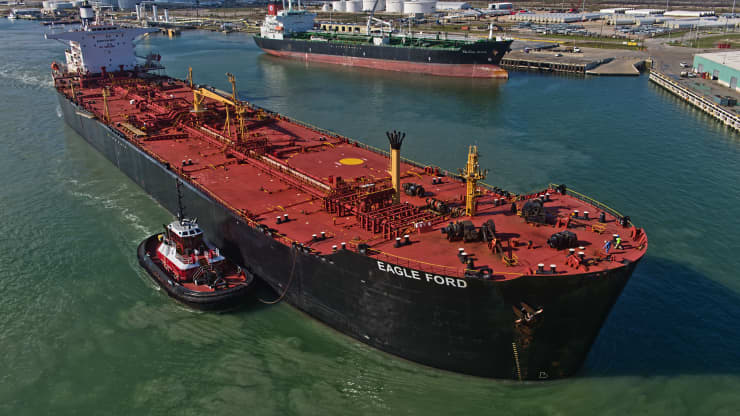 Giá xăng dầu hôm nay 16/9: Giá dầu tiếp tục tăng do hàng tồn kho của Mỹ giảm - Ảnh 1. Giá xăng dầu hôm nay 16/9: Giá dầu tiếp tục tăng do hàng tồn kho của Mỹ giảm - Ảnh 1.