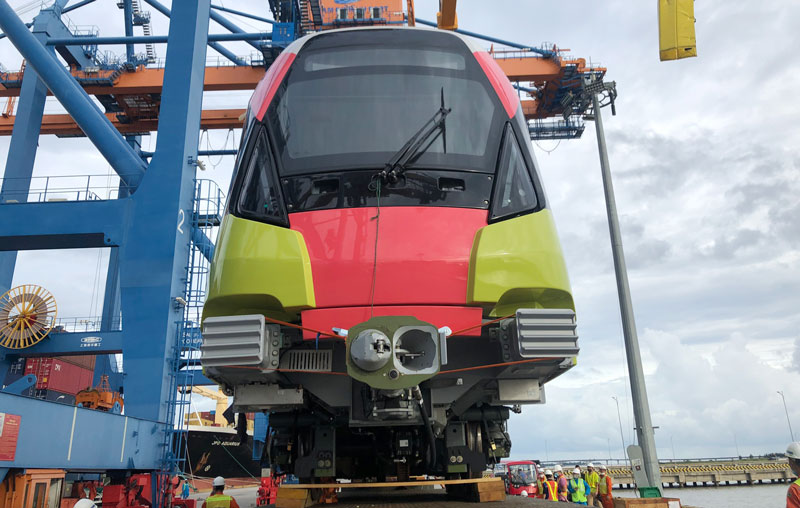 Đoàn tàu thứ 10 - đoàn tàu cuối cùng của metro Nhổn - ga Hà Nội về Việt Nam - Ảnh 1. Đoàn tàu thứ 10 - đoàn tàu cuối cùng của metro Nhổn - ga Hà Nội về Việt Nam - Ảnh 1.