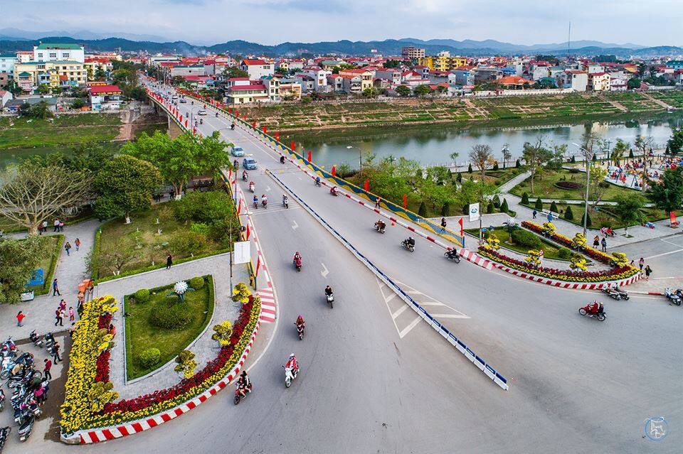 Tập đoàn Sovico gọi vốn 1.000 tỷ đồng sau khi ngỏ ý làm các dự án ở Lạng Sơn - Ảnh 1. Tập đoàn Sovico gọi vốn 1.000 tỷ đồng sau khi ngỏ ý làm các dự án ở Lạng Sơn - Ảnh 1.