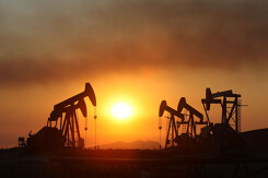 Giá xăng dầu hôm nay 2/9: Giá dầu tiếp tục giảm hơn 1% do OPEC + tăng sản lượng