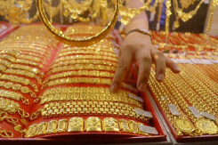 So sánh giá vàng hôm nay 23/9: Vàng SJC điều chỉnh không đồng nhất
