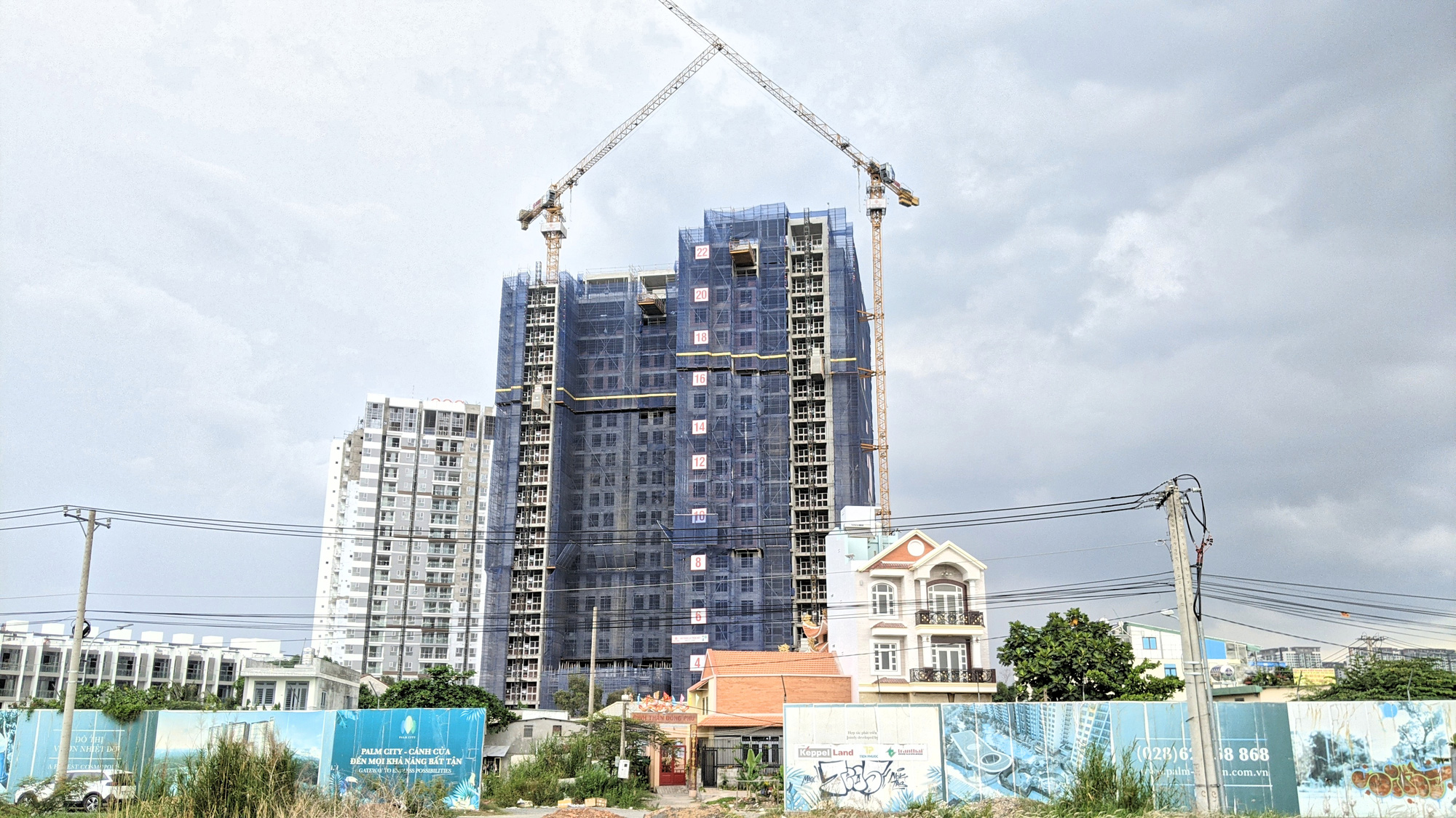 Trước 'cú đấm bồi' của đại dịch, giá căn hộ có leo thang? - Ảnh 2.