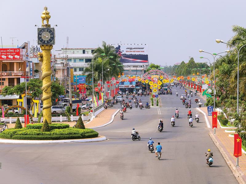 Hậu Giang xem xét khởi động lại các công trình xây dựng cơ bản - Ảnh 1. Hậu Giang xem xét khởi động lại các công trình xây dựng cơ bản - Ảnh 1.