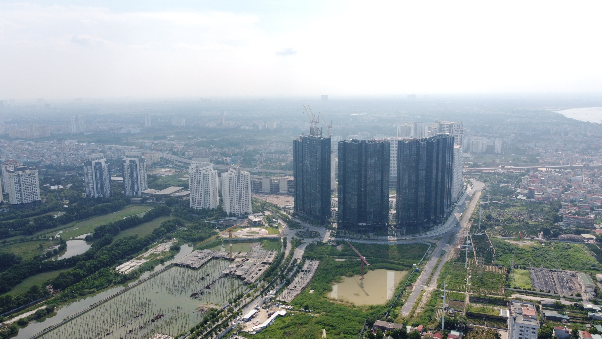 Sửa Luật Đất đai để tạo lực đẩy - Ảnh 1. Sửa Luật Đất đai để tạo lực đẩy - Ảnh 1.