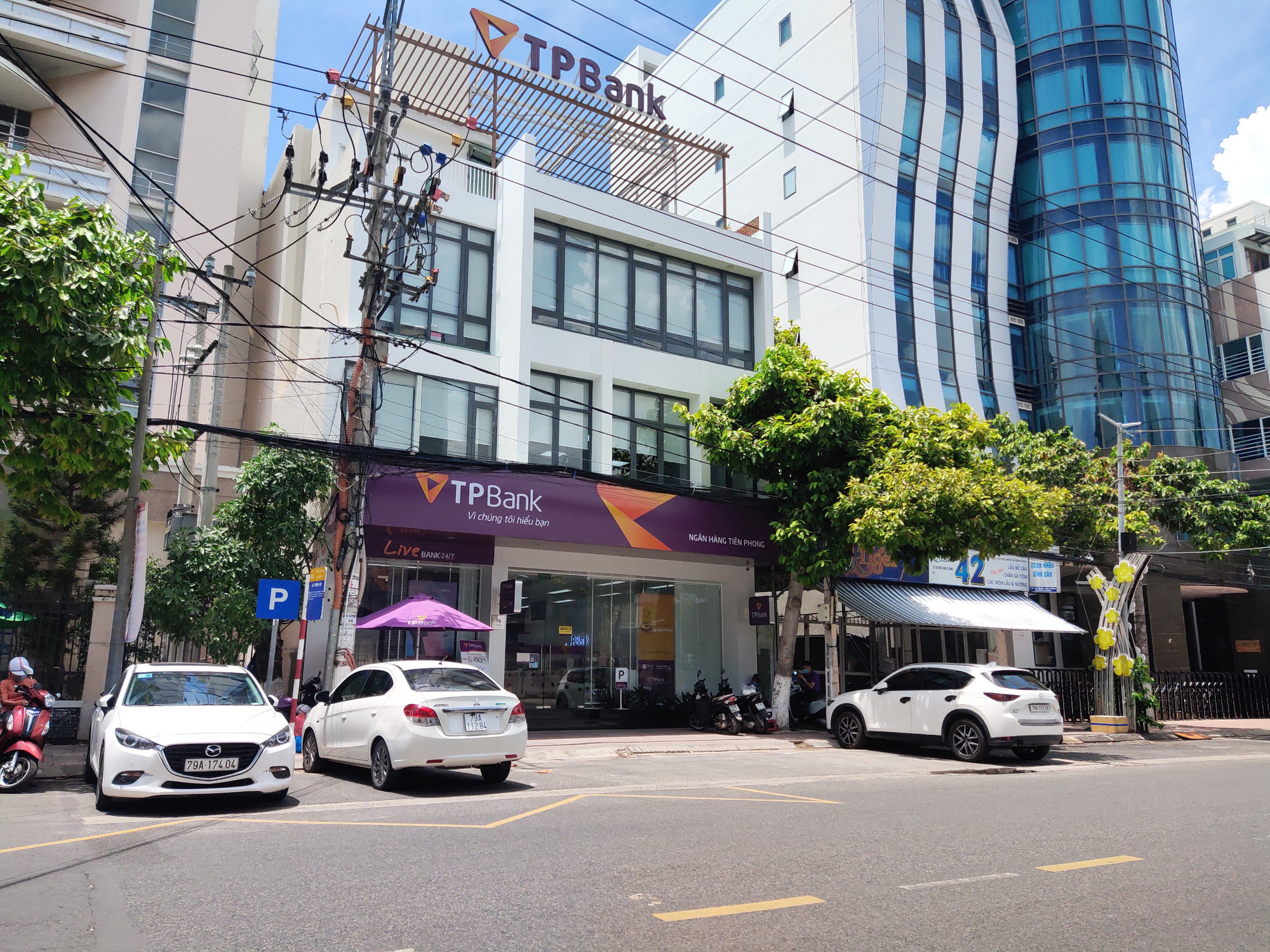 Thị trường mặt bằng Nha Trang kỳ 2: Doanh nghiệp lớn, chuỗi cửa hàng âm thâm thâu tóm mặt bằng khủng - Ảnh 3. Thị trường mặt bằng Nha Trang kỳ 2: Doanh nghiệp lớn, chuỗi cửa hàng âm thâm thâu tóm mặt bằng khủng - Ảnh 3.