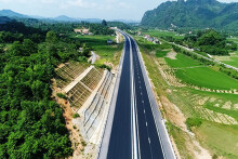 Cao tốc Bắc - Nam có thể là tiền lệ chưa từng có với đề xuất thu phí đường đầu tư công