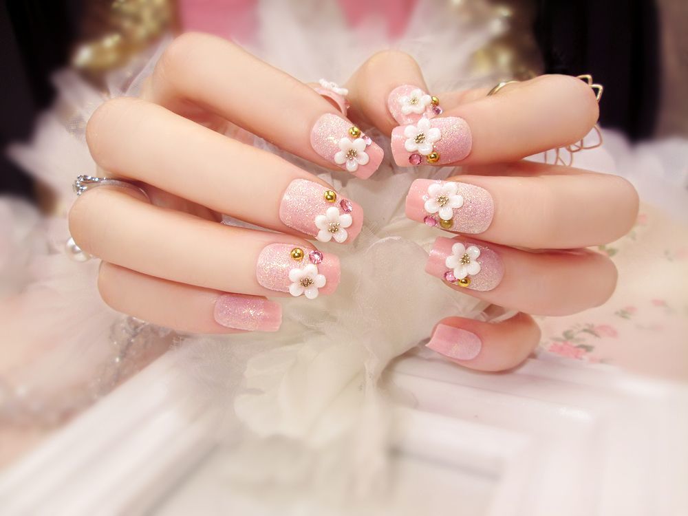 5 mẫu nail Tết đơn giản mà bạn nhất định phải thử trong năm 2022 - Ảnh 6. 5 mẫu nail Tết đơn giản mà bạn nhất định phải thử trong năm 2022 - Ảnh 6.