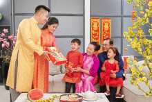 9 món quà Tết cho bố mẹ ý nghĩa, thiết thực nhất 2022