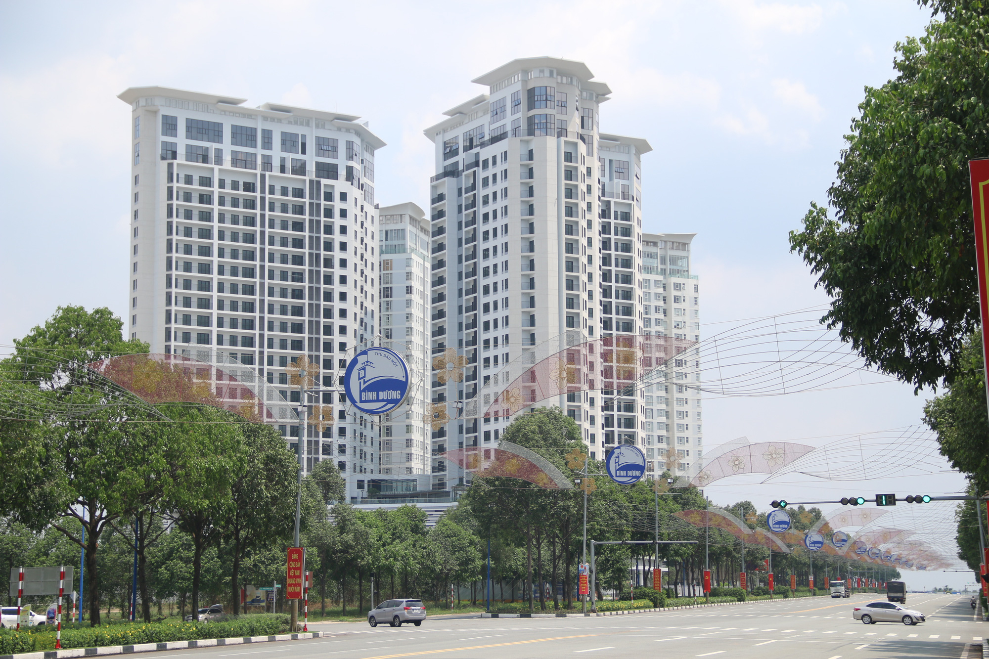 Becamex UDJ vượt kế hoạch lãi cả năm 2021 nhờ đẩy mạnh tiêu thụ, bàn giao nhà - Ảnh 2. Becamex UDJ vượt kế hoạch lãi cả năm 2021 nhờ đẩy mạnh tiêu thụ, bàn giao nhà - Ảnh 2.