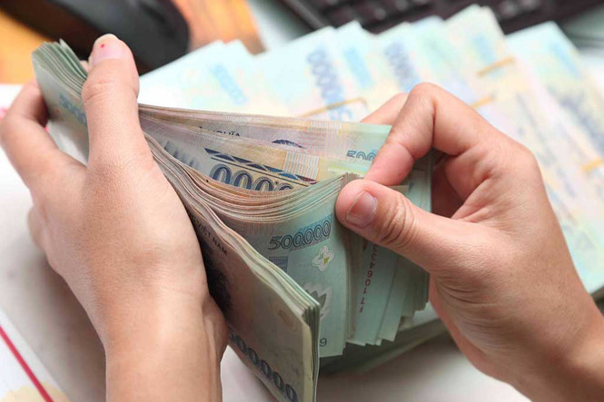 Mức thưởng Tết Nhâm Dần giảm, bình quân hơn 6 triệu - Ảnh 1. Mức thưởng Tết Nhâm Dần giảm, bình quân hơn 6 triệu - Ảnh 1.