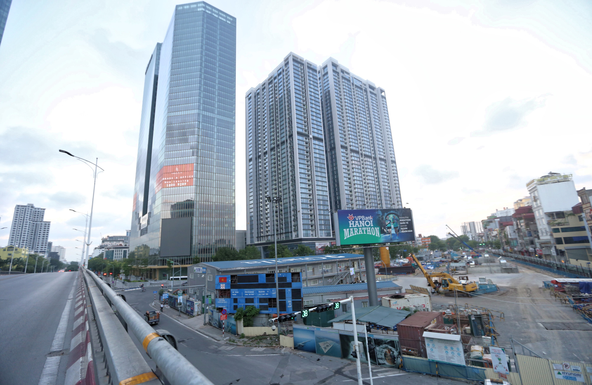 CapitaLand hoàn tất thương vụ thoái vốn 751 triệu USD khỏi dự án Capital Place - Ảnh 1. CapitaLand hoàn tất thương vụ thoái vốn 751 triệu USD khỏi dự án Capital Place - Ảnh 1.