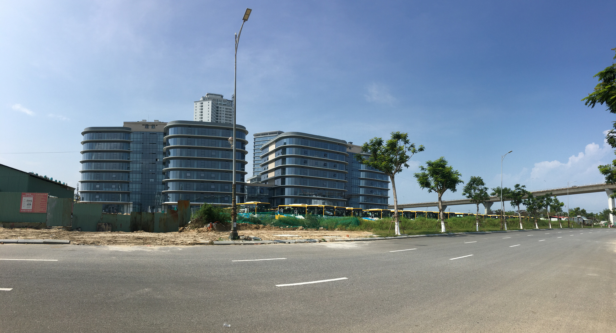 Cận cảnh khu đất vàng sát sông Hàn, quy hoạch có thể xây chung cư cao cấp đến 22 tầng - Ảnh 10. Cận cảnh khu đất vàng sát sông Hàn, quy hoạch có thể xây chung cư cao cấp đến 22 tầng - Ảnh 10.