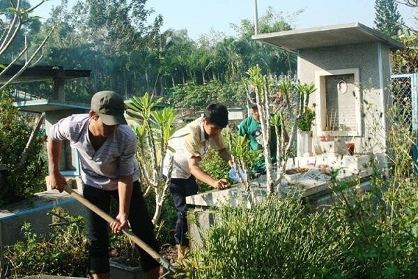 Tảo mộ ngày bao nhiêu? Ý nghĩa của việc tảo mộ? - Ảnh 1. Tảo mộ ngày bao nhiêu? Ý nghĩa của việc tảo mộ? - Ảnh 1.