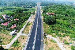 'Nên làm cao tốc Bắc Nam với 6-8 làn xe thay vì 4 làn, cân nhắc thời gian bố trí vốn hơn 72.000 tỷ đồng từ Chương trình phát triển KT-XH'