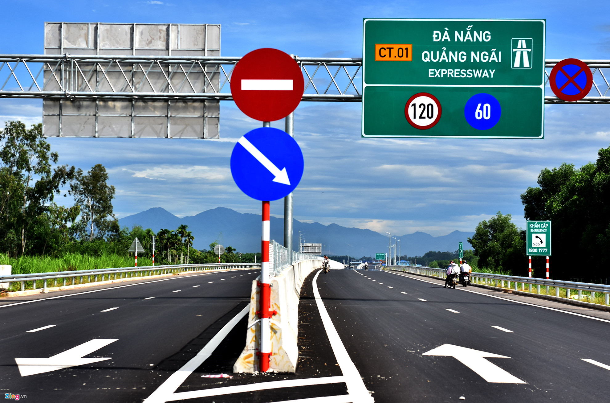 Cao tốc Đà Nẵng – Quảng Ngãi là bài học 'xương máu' khi đầu tư cao tốc Bắc Nam 2021-2025 - Ảnh 1. Cao tốc Đà Nẵng – Quảng Ngãi là bài học 'xương máu' khi đầu tư cao tốc Bắc Nam 2021-2025 - Ảnh 1.