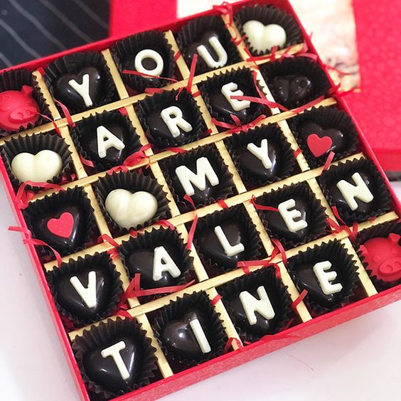 Top 15 mẫu socola Valentine 2022 đẹp nhất cho ngày lễ tình nhân - Ảnh 3. Top 15 mẫu socola Valentine 2022 đẹp nhất cho ngày lễ tình nhân - Ảnh 3.