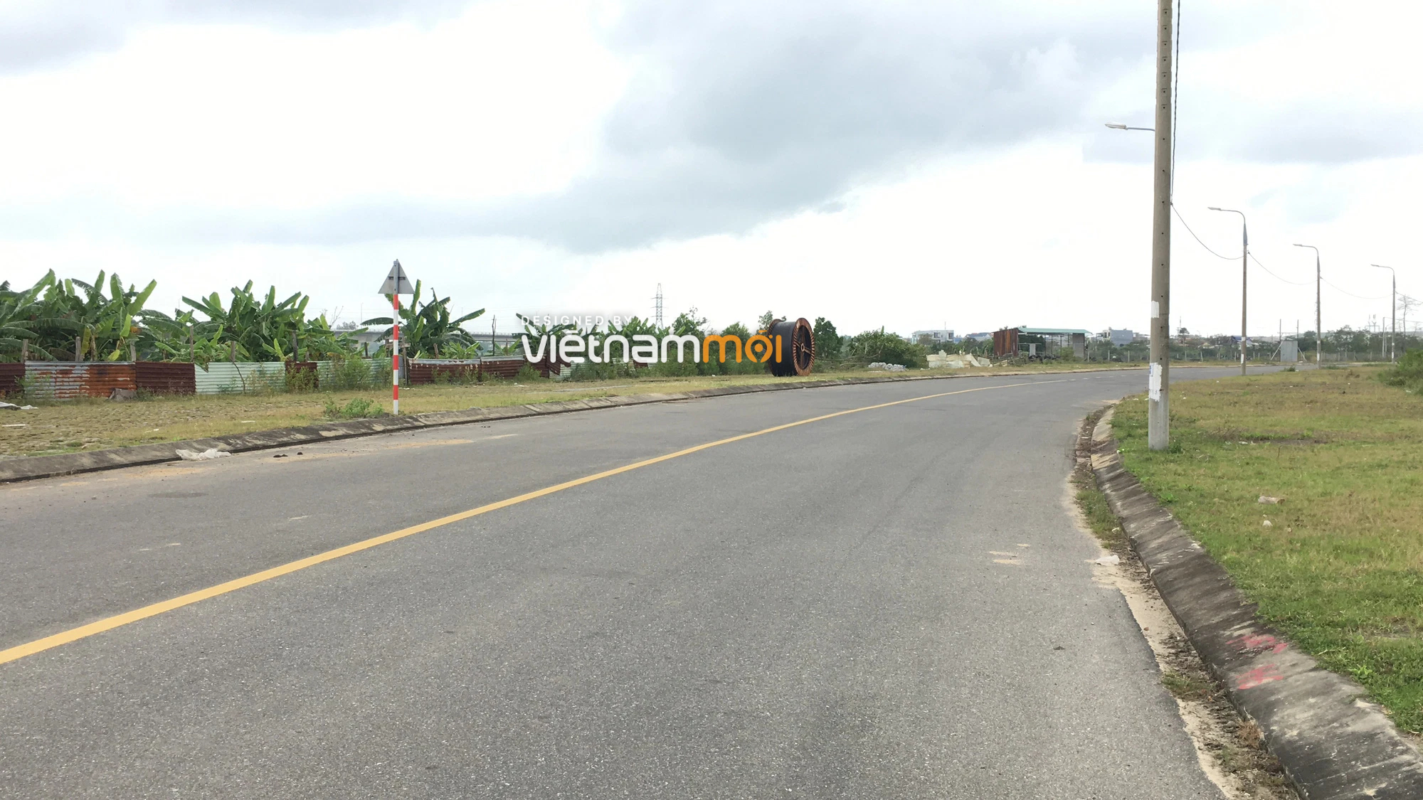 Cận cảnh hai khu đất gần Quốc lộ 1A, bến xe Đức Long được TP Đà Nẵng đấu giá - Ảnh 5. Cận cảnh hai khu đất gần Quốc lộ 1A, bến xe Đức Long được TP Đà Nẵng đấu giá - Ảnh 5.