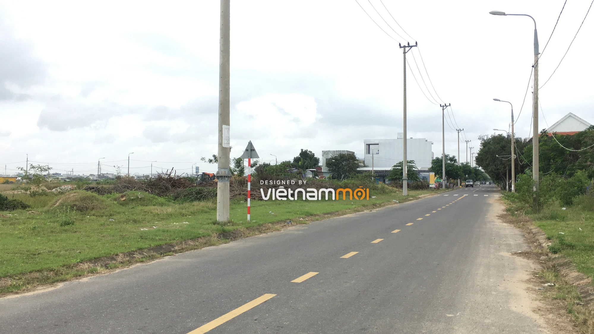 Cận cảnh hai khu đất gần Quốc lộ 1A, bến xe Đức Long được TP Đà Nẵng đấu giá - Ảnh 4. Cận cảnh hai khu đất gần Quốc lộ 1A, bến xe Đức Long được TP Đà Nẵng đấu giá - Ảnh 4.