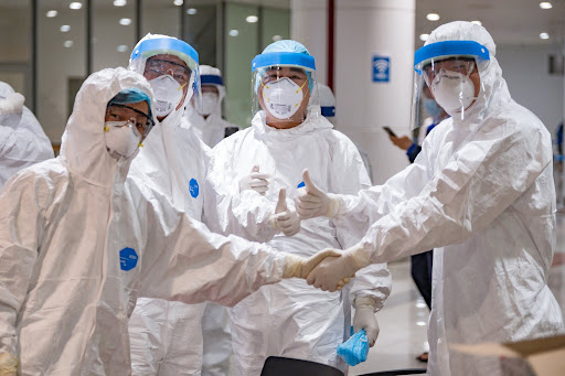 Ngày Thầy thuốc Việt Nam nên tặng gì? Gợi ý các món quà tặng ý nghĩa năm 2022 - Ảnh 1. Ngày Thầy thuốc Việt Nam nên tặng gì? Gợi ý các món quà tặng ý nghĩa năm 2022 - Ảnh 1.