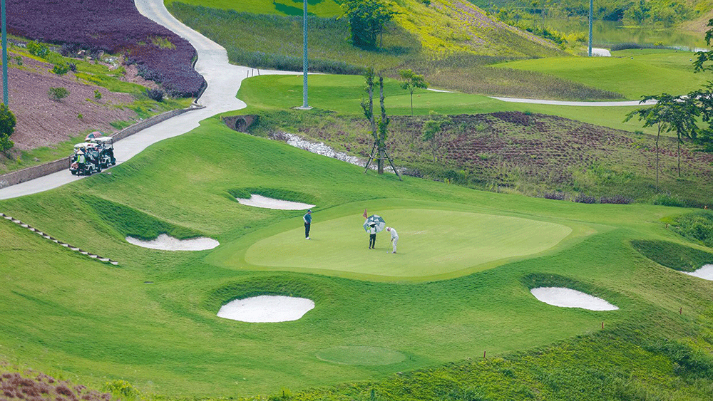 Bắc Giang quy hoạch thêm 10 sân golf mới đến 2030 - Ảnh 1. Bắc Giang quy hoạch thêm 10 sân golf mới đến 2030 - Ảnh 1.