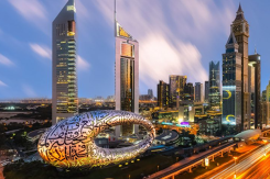 Khám phá vẻ đẹp siêu thực của kiến trúc Bảo tàng Tương lai tại Dubai