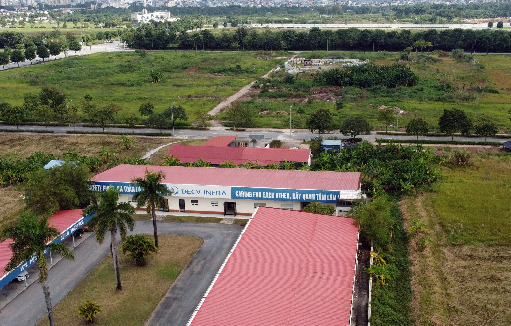 Toàn cảnh khu đất Khu đất tây Hồ Tây đang đợi các bộ ngành di dời - Ảnh 7. Toàn cảnh khu đất Khu đất tây Hồ Tây đang đợi các bộ ngành di dời - Ảnh 7.