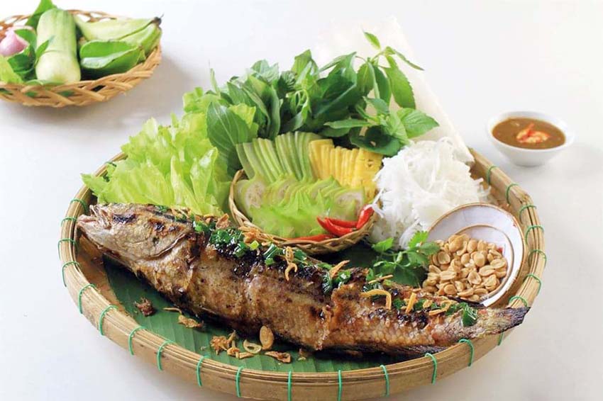 Mách bạn cách nướng cá lóc cúng Thần Tài thơm ngon, đúng chuẩn - Ảnh 3. Mách bạn cách nướng cá lóc cúng Thần Tài thơm ngon, đúng chuẩn - Ảnh 3.