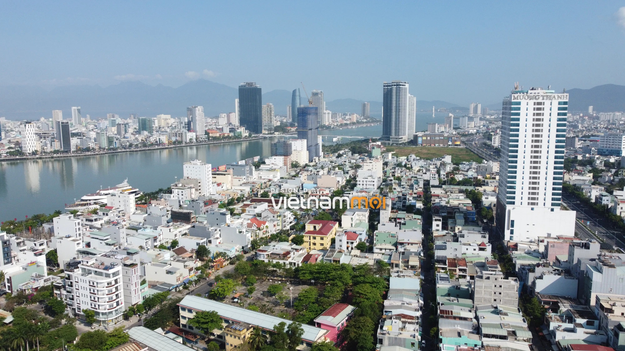 Cận cảnh khu đất vàng trước cầu Rồng sẽ xây dựng Trung tâm thương mại, khách sạn và căn hộ cao cấp - Ảnh 10. Cận cảnh khu đất vàng trước cầu Rồng sẽ xây dựng Trung tâm thương mại, khách sạn và căn hộ cao cấp - Ảnh 10.