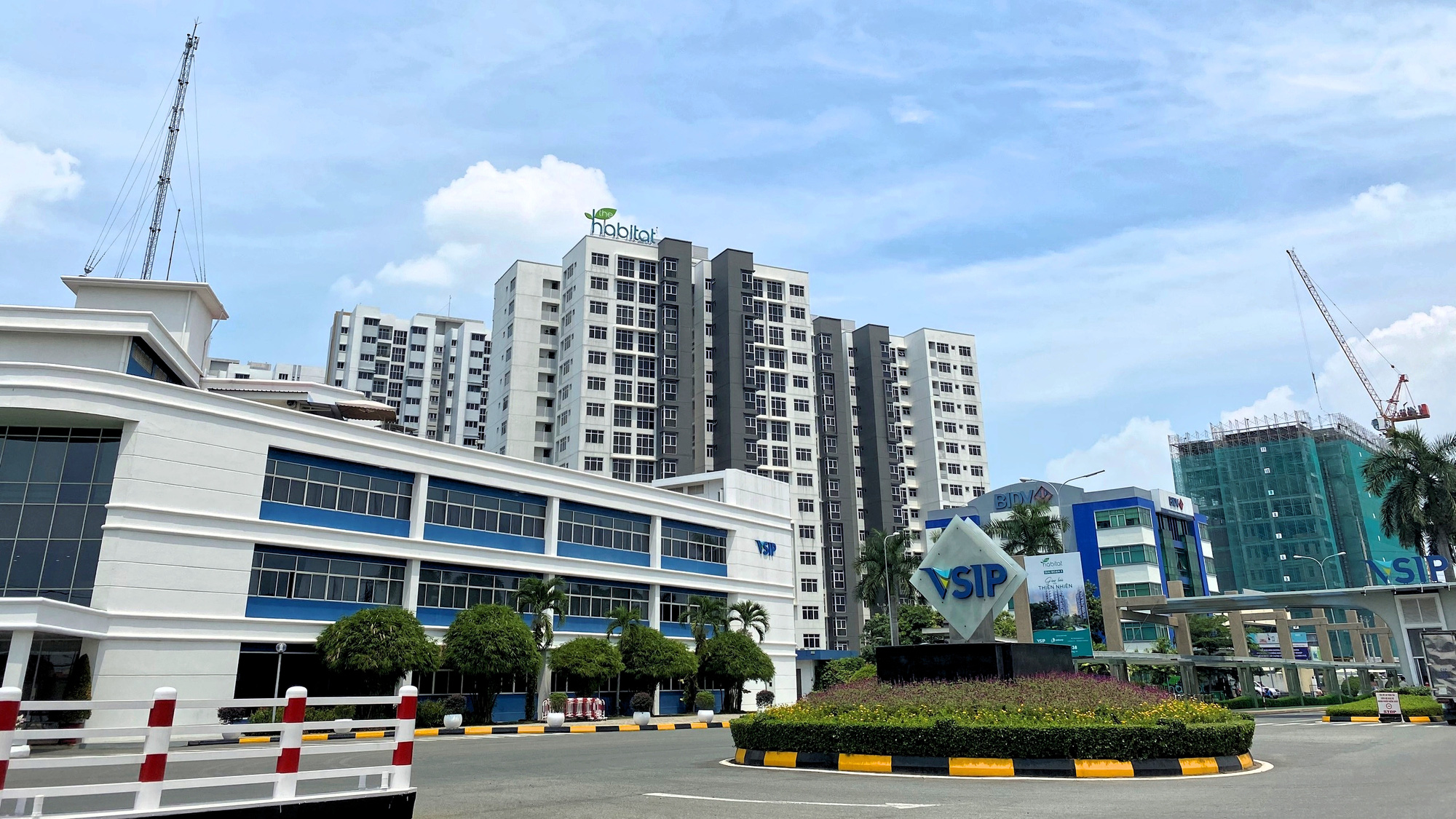 Những dự án hưởng lợi - Ảnh 10. Những dự án hưởng lợi - Ảnh 10.