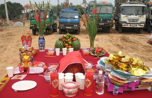 Bài khấn lễ động thổ công trình đúng chuẩn - Ảnh 2. Bài khấn lễ động thổ công trình đúng chuẩn - Ảnh 2.