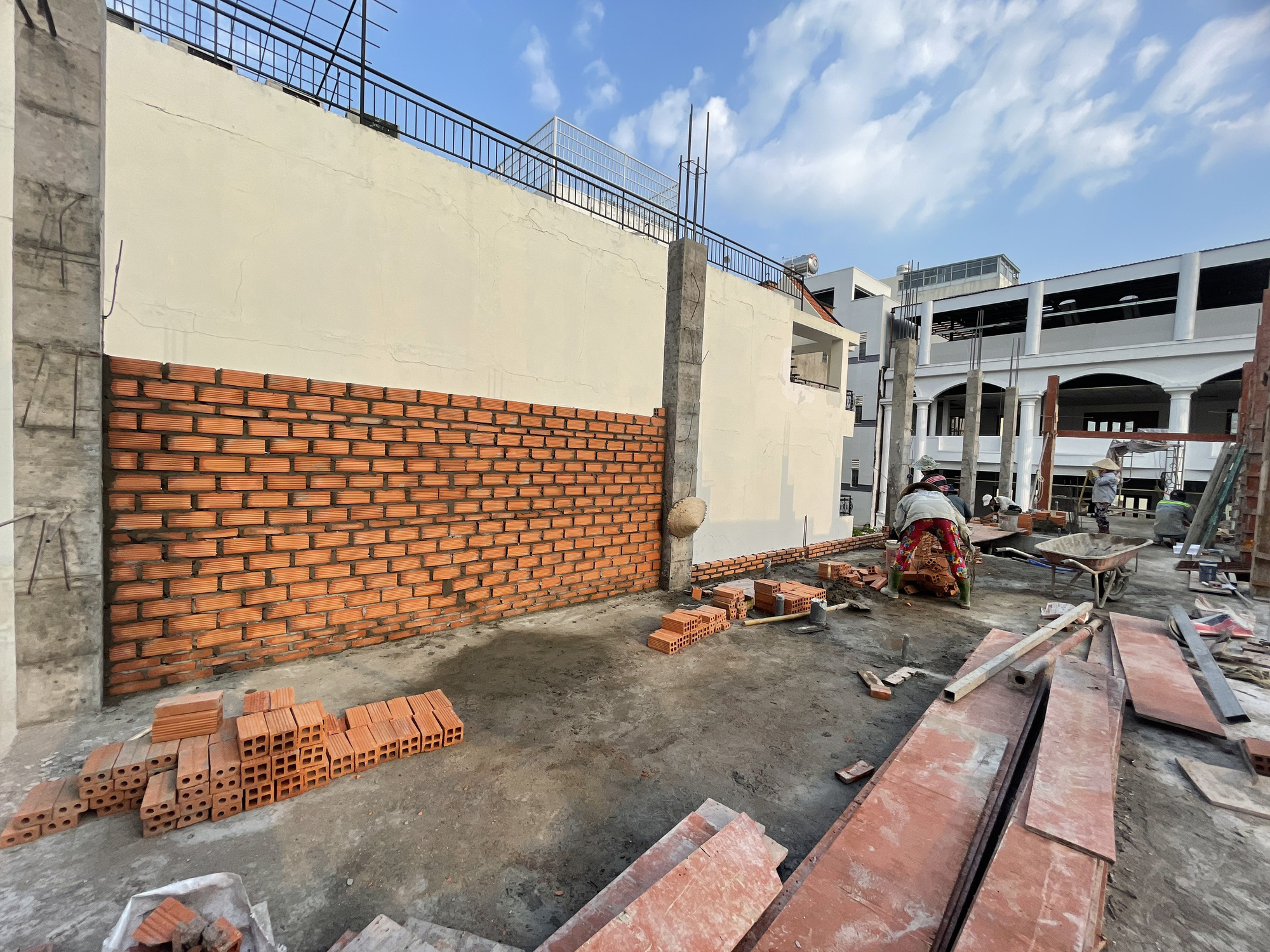 Xây nhà nên xây tường bao nhiêu? Tường 10 hay tường 20 là tốt nhất? - Ảnh 1. Xây nhà nên xây tường bao nhiêu? Tường 10 hay tường 20 là tốt nhất? - Ảnh 1.