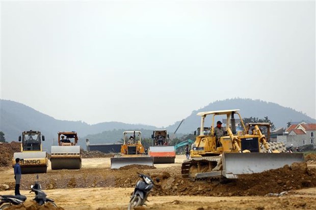 Không để sai phạm trong công trình đường bộ cao tốc Bắc-Nam phía Đông - Ảnh 1. Không để sai phạm trong công trình đường bộ cao tốc Bắc-Nam phía Đông - Ảnh 1.