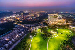 FLC làm quần thể du lịch, nghỉ dưỡng sân golf 150 ha tại Hòa Bình