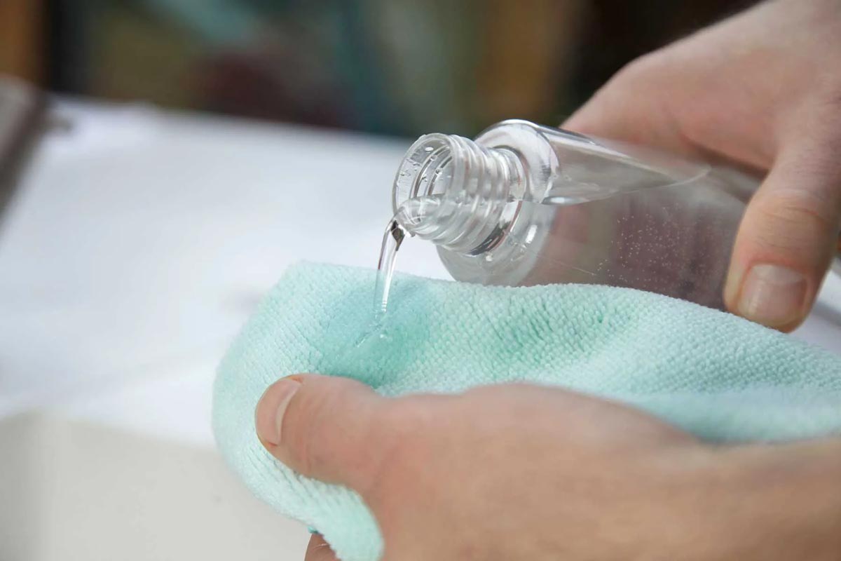 Gợi ý 5 cách làm sạch vết sơn trên gạch đơn giản và hiệu quả - Ảnh 1. Gợi ý 5 cách làm sạch vết sơn trên gạch đơn giản và hiệu quả - Ảnh 1.
