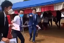Phạt doanh nghiệp dựng rạp ‘diễn trò’ bán đất nền ở Bình Phước 100 triệu đồng
