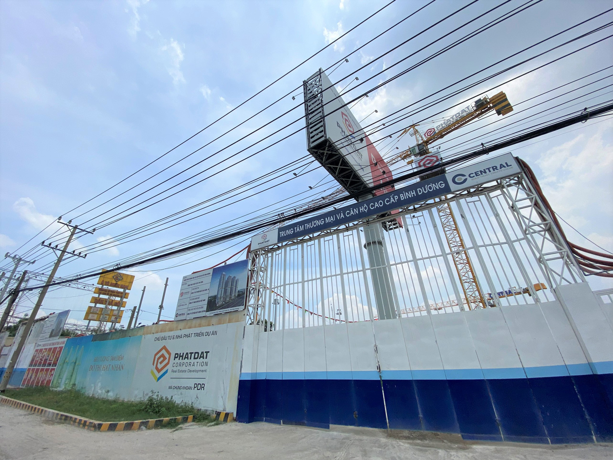 Loạt dự án khu vực phía Nam đảm bảo cho kế hoạch doanh thu 10.700 tỷ đồng của Phát Đạt - Ảnh 1. Loạt dự án khu vực phía Nam đảm bảo cho kế hoạch doanh thu 10.700 tỷ đồng của Phát Đạt - Ảnh 1.