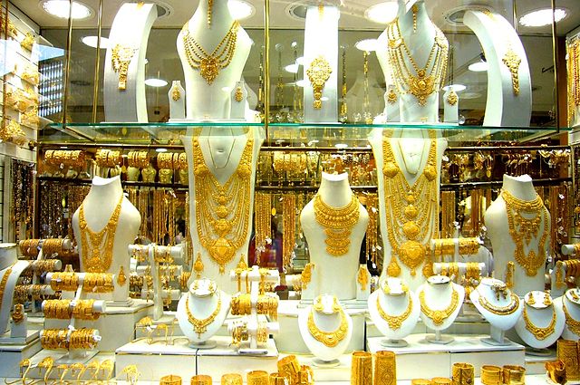 Giá vàng hôm nay 9/3: Vàng SJC tăng trở lại không quá 1,5 triệu đồng/lượng - Ảnh 2. Giá vàng hôm nay 9/3: Vàng SJC tăng trở lại không quá 1,5 triệu đồng/lượng - Ảnh 2.