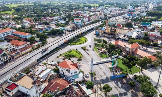 TP HCM kêu gọi đầu tư vào 55 dự án 285.000 tỷ tại huyện Hóc Môn và Củ Chi - Ảnh 1. TP HCM kêu gọi đầu tư vào 55 dự án 285.000 tỷ tại huyện Hóc Môn và Củ Chi - Ảnh 1.