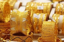 Giá vàng hôm nay 19/4: Biến động trái chiều từ 100.000 đồng/lượng đến 600.000 đồng/lượng