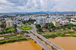 Chi gần 1.500 tỷ đồng làm 20 km đường trục chính phía tây TP Kon Tum