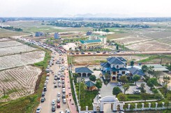 TP Thanh Hóa: Doanh nghiệp địa phương trúng đấu giá 100 lô liền kề khu dân cư Đông Tân, chênh gần 2,5 tỷ đồng